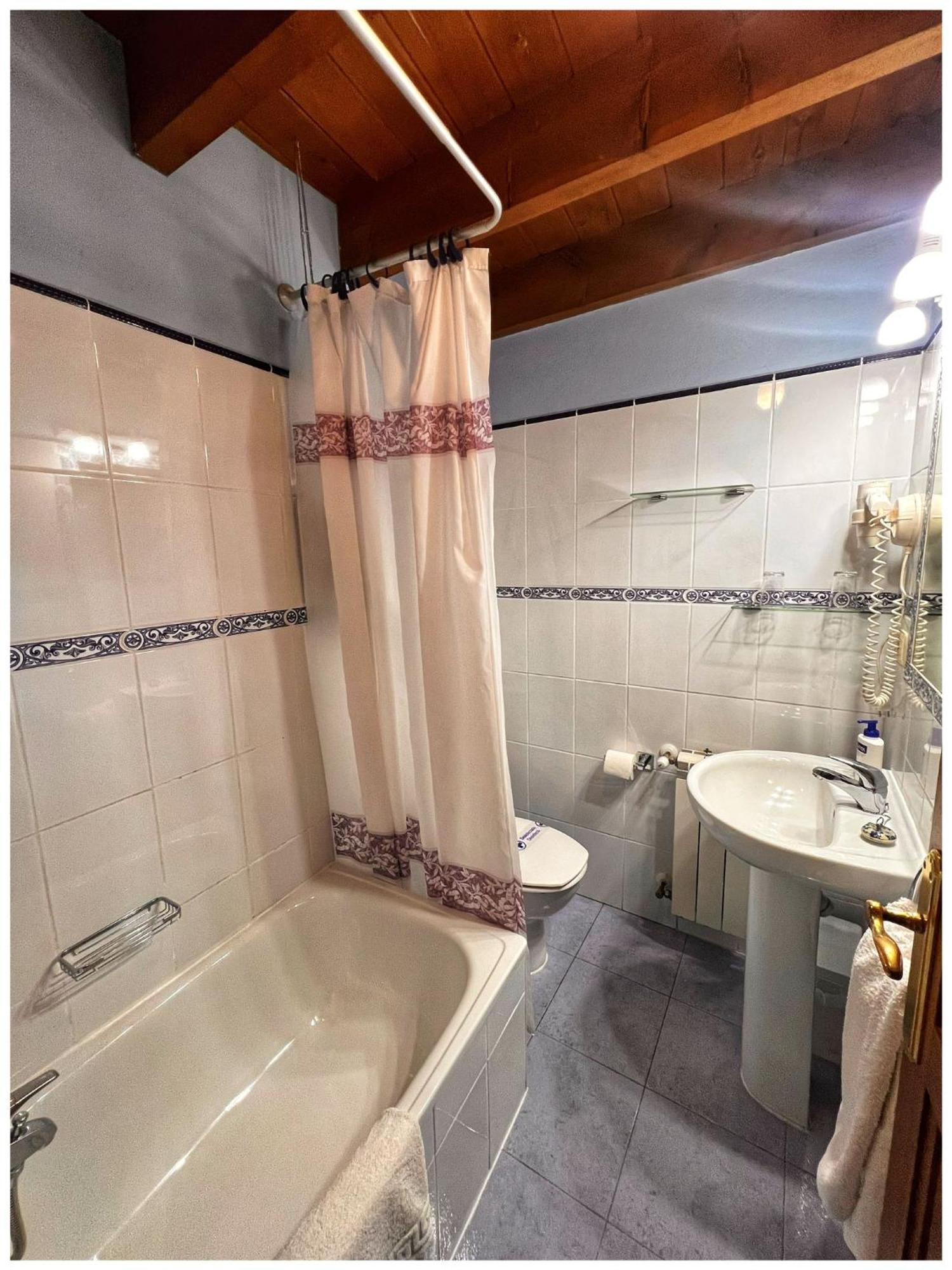 Casa Rural Los Campos Corao Екстер'єр фото